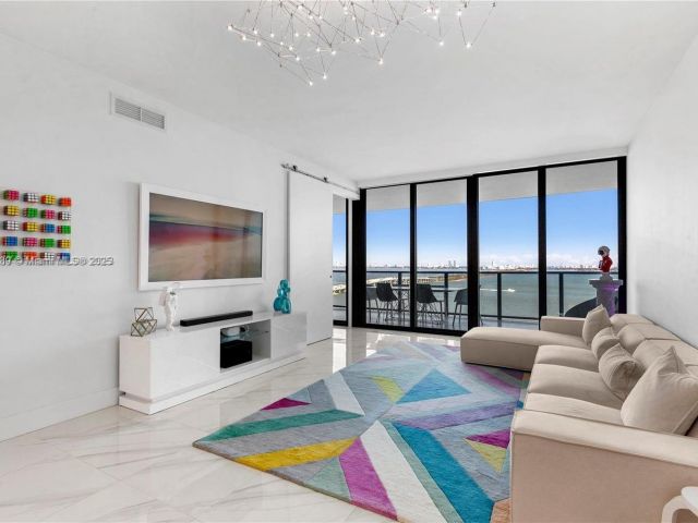 Продажа квартиры #1902 - фото 5653897