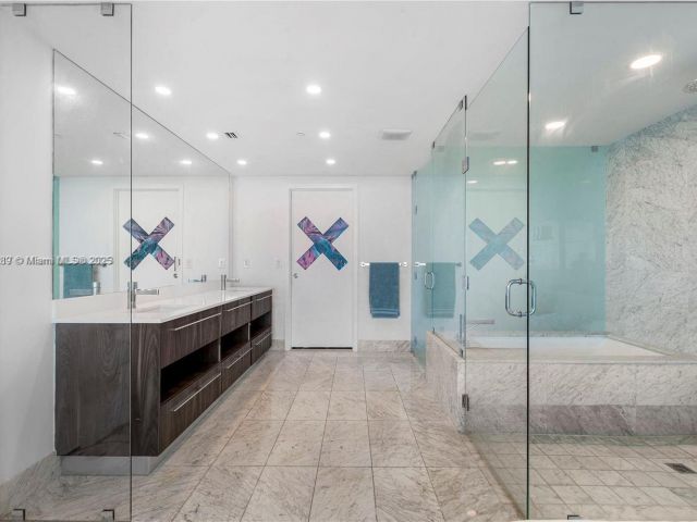 Продажа квартиры #1902 - фото 5653902