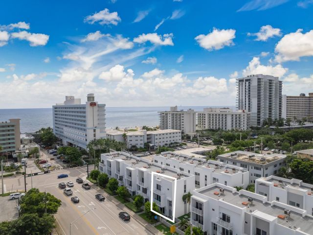 Дом в аренду по адресу 1371 N Ocean Blvd - фото 5543045
