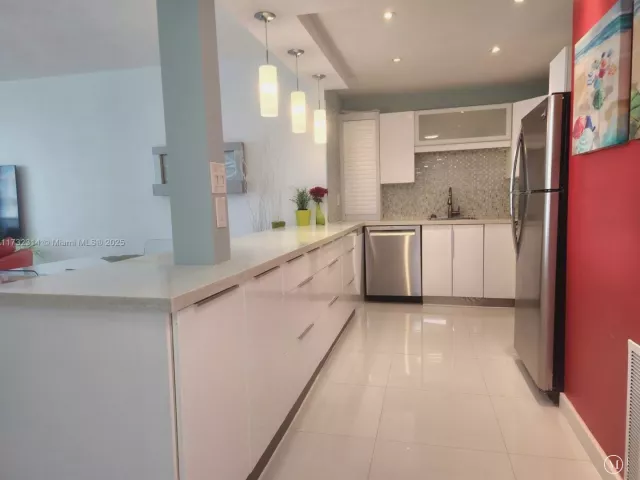 Продажа квартиры #1011 - фото 5677903