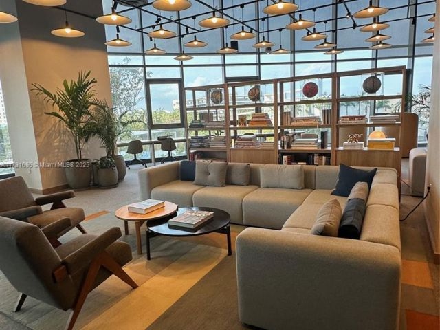 Продажа квартиры #1208 - фото 5693626