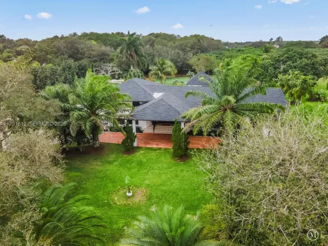 Продажа дома по адресу 14875 SW 212th St - фото 6312477