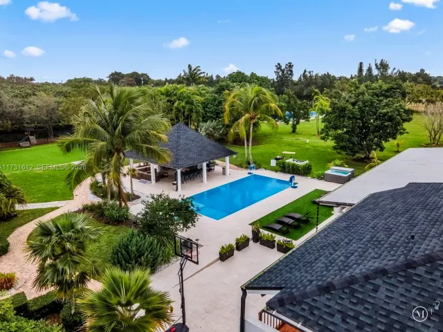 Продажа дома по адресу 14875 SW 212th St - фото 6312479