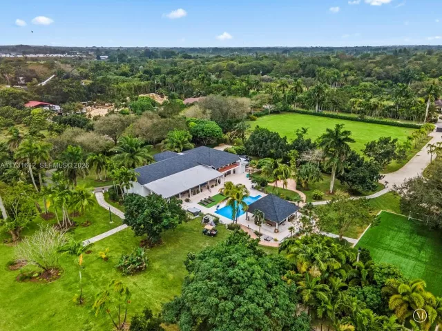 Продажа дома по адресу 14875 SW 212th St - фото 6312481