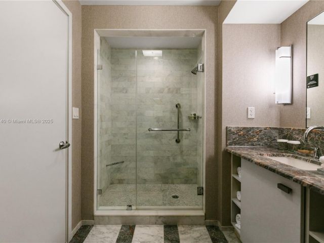 Продажа квартиры #H804 - фото 5667980