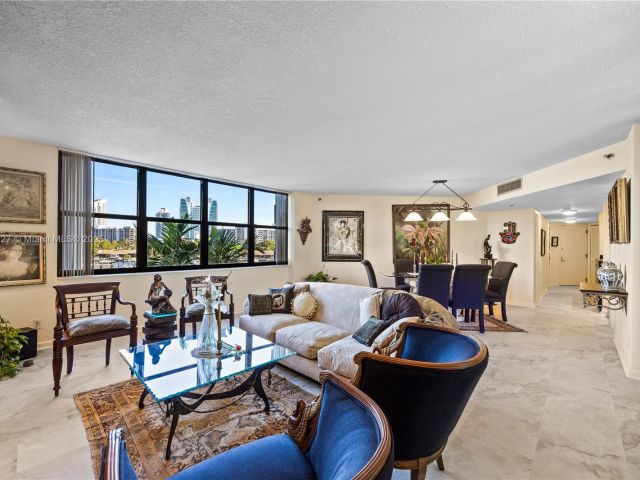 Продажа квартиры #102 - фото 7433895