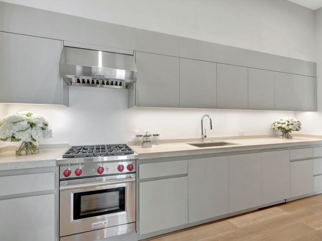 Продажа дома по адресу 2560 Del Lago Dr - фото 5815134