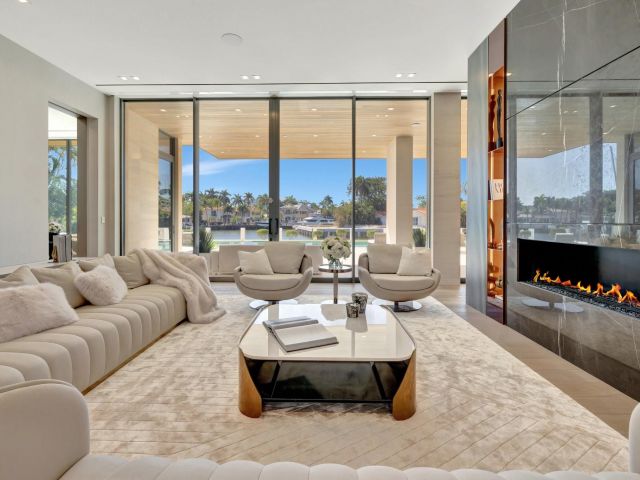 Продажа дома по адресу 2560 Del Lago Dr - фото 5815140