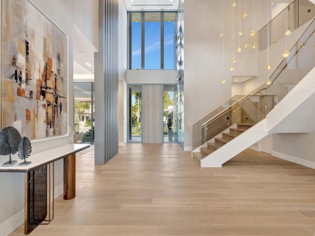 Продажа дома по адресу 2560 Del Lago Dr - фото 5815144