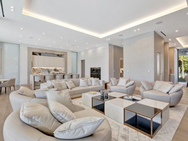 Продажа дома по адресу 2560 Del Lago Dr - фото 5815145