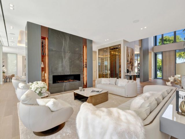 Продажа дома по адресу 2560 Del Lago Dr - фото 5815146