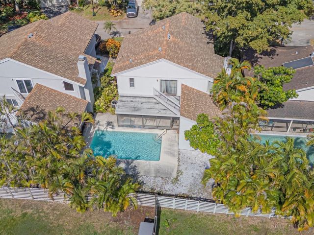 Продажа дома по адресу 36 Eastmont Rd - фото 5704279