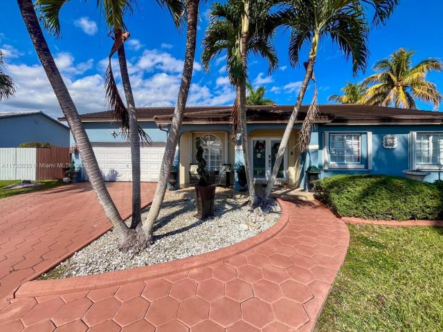 Продажа дома по адресу 15201 SW 177th Ter - фото 5783455