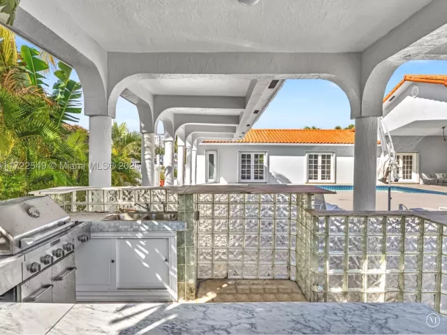 Продажа дома по адресу 12904 Banyan Rd - фото 9047848
