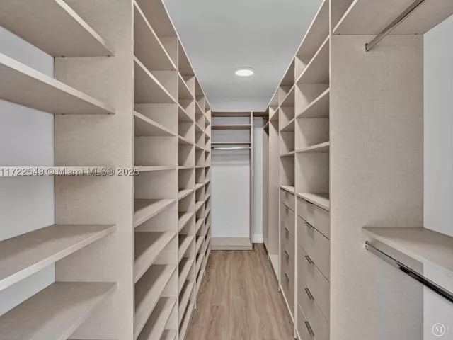 Продажа дома по адресу 12904 Banyan Rd - фото 9047856