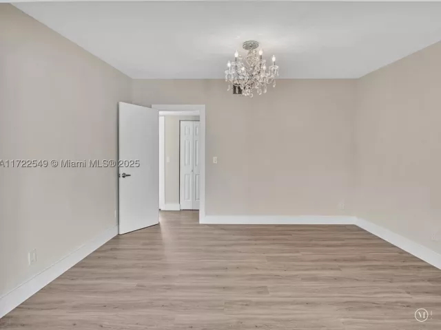 Продажа дома по адресу 12904 Banyan Rd - фото 9047905