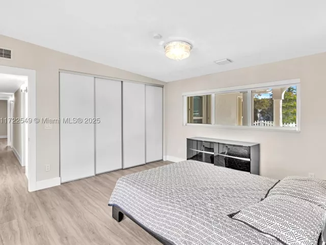 Продажа дома по адресу 12904 Banyan Rd - фото 9047918