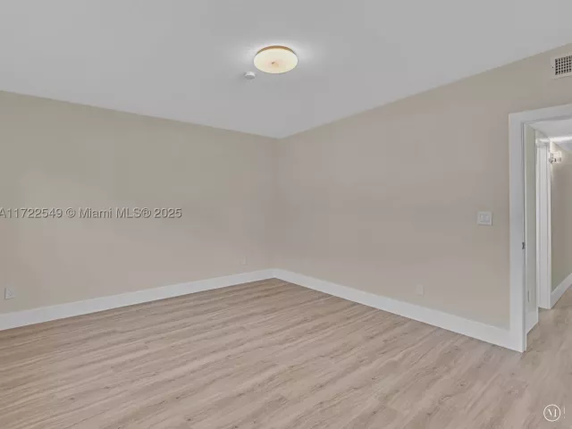 Продажа дома по адресу 12904 Banyan Rd - фото 9047926