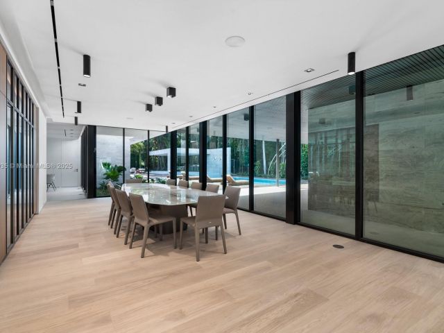 Продажа дома по адресу 4040 Kiaora St - фото 5774056