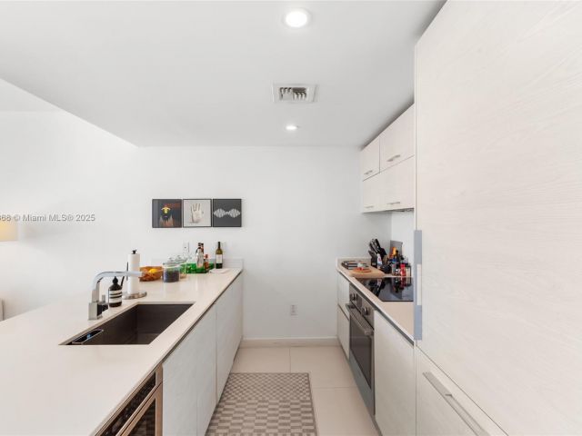 Продажа квартиры #2803 - фото 5621010