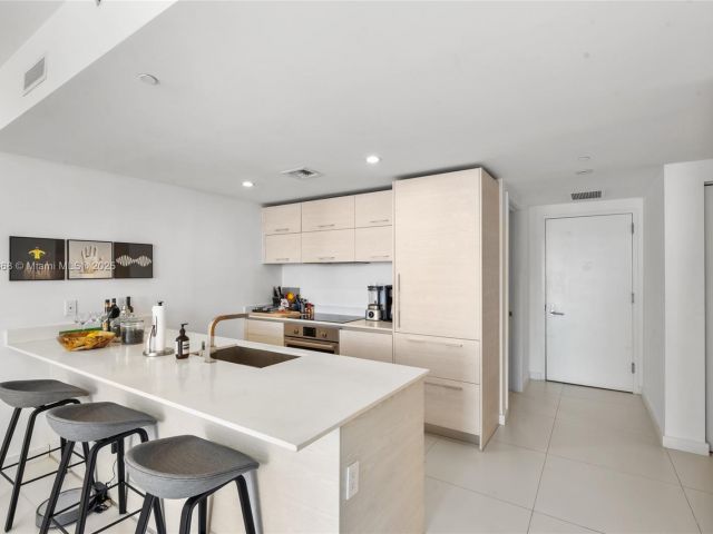 Продажа квартиры #2803 - фото 5621012