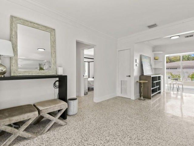 Дом в аренду по адресу 3415 N Flagler Drive - фото 6374344