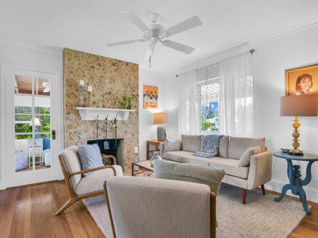 Дом в аренду по адресу 902 E Boca Raton Road - фото 6507905