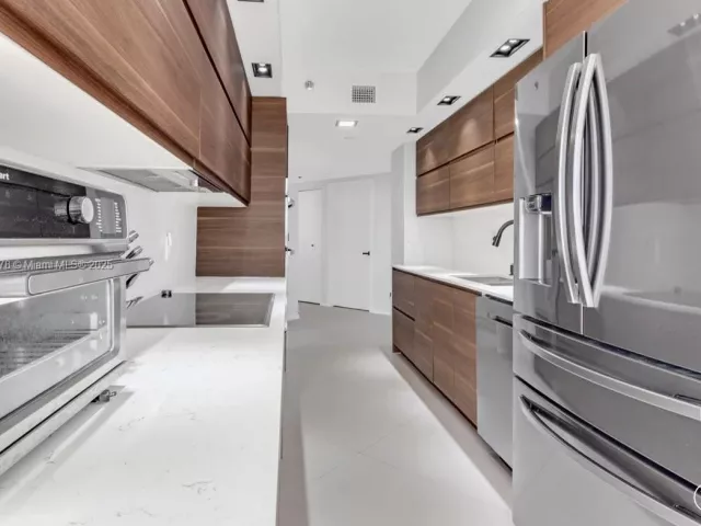 Продажа квартиры #2003 - фото 6435319