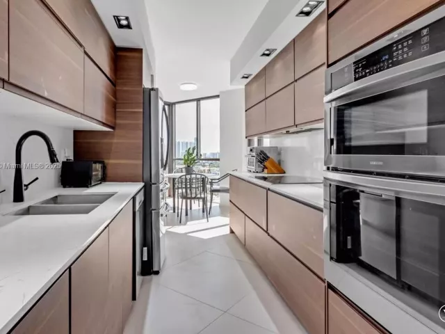 Продажа квартиры #2003 - фото 6435320