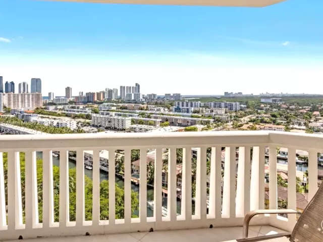 Продажа квартиры #2003 - фото 6435328