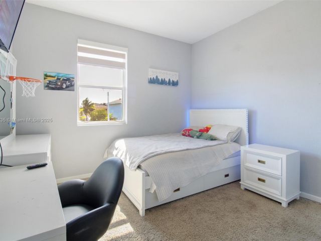 Продажа дома по адресу 13251 SW 274th Ter - фото 6124066