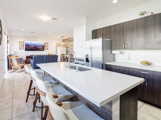 Продажа дома по адресу 13251 SW 274th Ter - фото 6124079