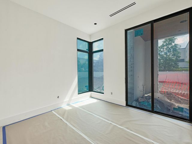 Продажа дома по адресу 16686 Mosaic Place - фото 6013805