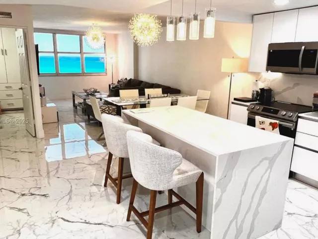 Продажа квартиры #1210 - фото 5796567