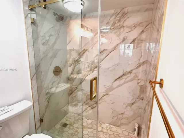 Продажа квартиры #1210 - фото 5796552