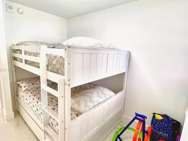 Продажа квартиры #1210 - фото 5796557