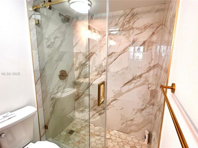 Продажа квартиры #1210 - фото 5796552