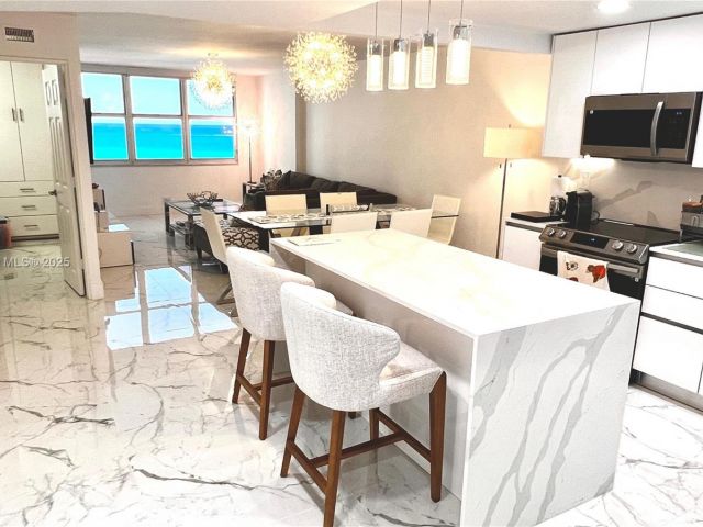 Продажа квартиры #1210 - фото 5796567