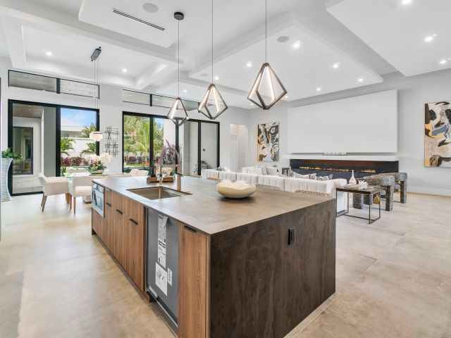 Продажа дома по адресу 315 Ellamar Road - фото 6808746