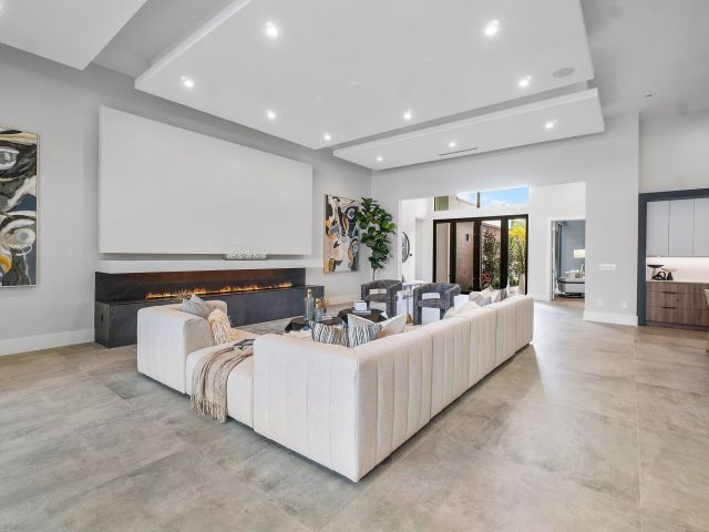 Продажа дома по адресу 315 Ellamar Road - фото 6808751