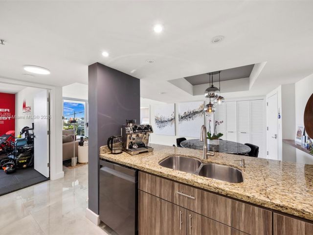 Продажа квартиры #1004 - фото 6243761