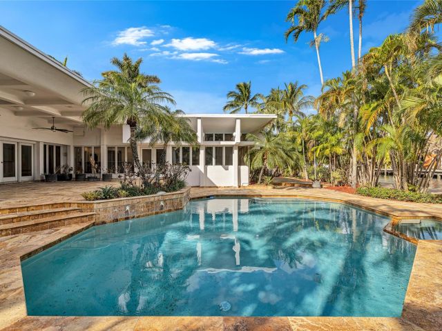 Продажа дома по адресу 18 Nurmi Dr - фото 5893146