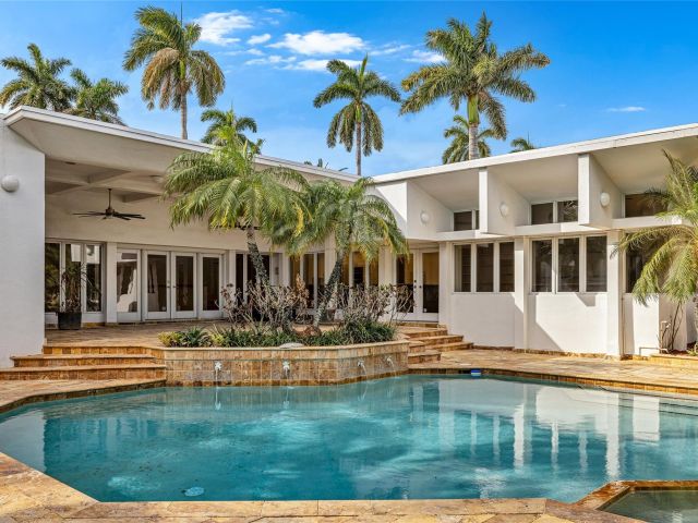 Продажа дома по адресу 18 Nurmi Dr - фото 5893148