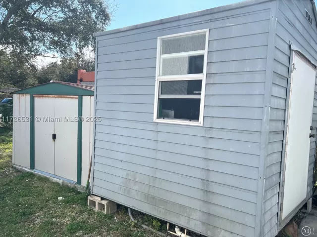 Продажа дома по адресу 6730 NE MIAMI PL - фото 8508982