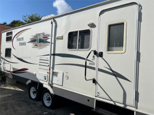 Продажа дома по адресу 6730 NE MIAMI PL - фото 6006857