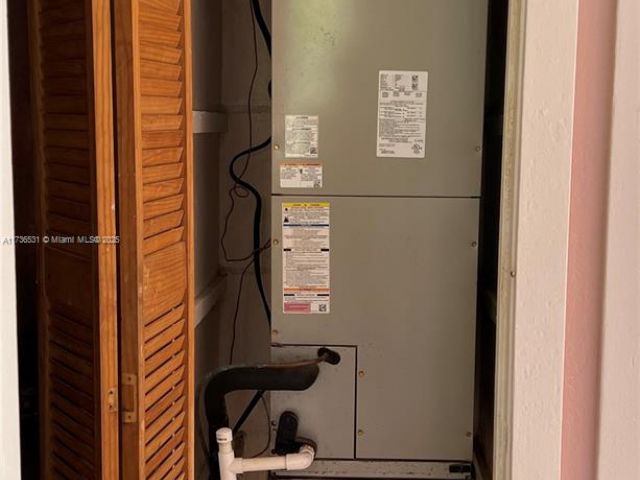 Продажа дома по адресу 6730 NE MIAMI PL - фото 6006863