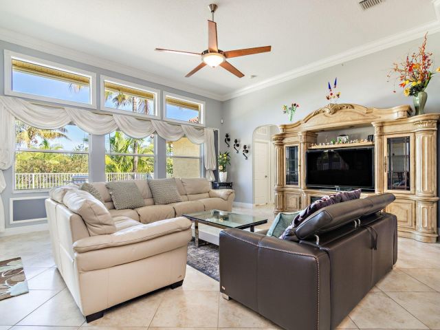 Дом в аренду по адресу 6813 Wilson Rd Road - фото 6846377