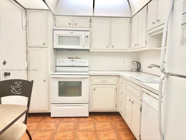 Продажа квартиры #11N - фото 5675965