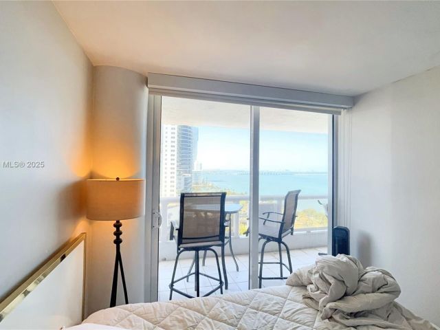 Квартира в аренду номерA-1951 - фото 5973179