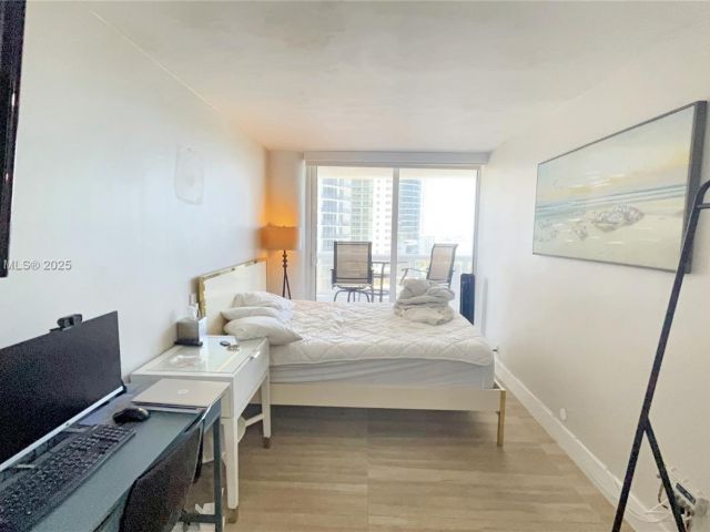 Квартира в аренду номерA-1951 - фото 5973180